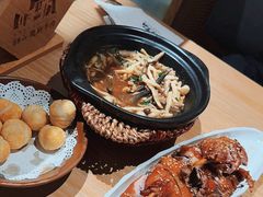 -川堂风·跷脚牛肉·乐山爆炒(宝山日月光店)