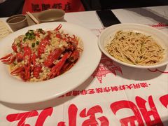 -肥肥虾庄·金牌油焖大虾(汉街SKP店)