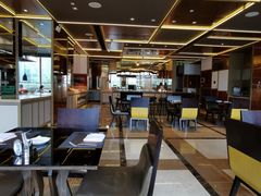 -大中华希尔顿酒店-念自助餐·嗨啤·小龙虾