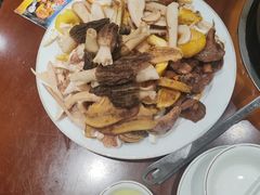-菌之家·专业纯野生菌火锅·特色炒菌