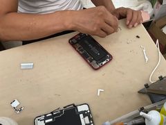 -极速修苹果华为手机维修服务中心(南泉大厦店)