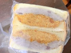 -沁屋面包店(人民东路店)