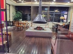 -郑庄脂渣海鲜楼(九水路店)