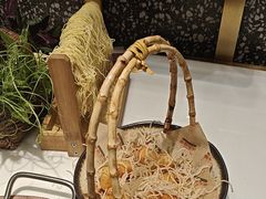 -洪氏嗨捞·猪肚鸡火锅(阳光天地店)