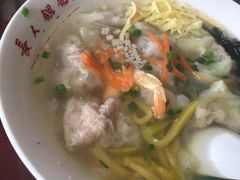 -长人馄饨铺(解放街店)