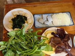 -城墙拐拐火锅(三峡广场黑金冠店)
