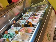 自助取餐区-柠檬车露(卖草地店)