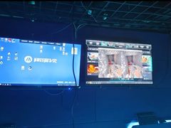 -VR 间客漫·PS电玩·虚拟现实包间游戏电竞(街道口店)
