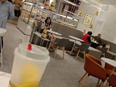 -奈雪的茶(市百一店)