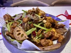 -红盔侠小龙虾(海宁银泰店)
