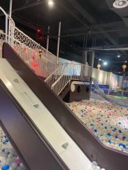 -塔塔王国·主题儿童游乐园(奥城商业广场店)