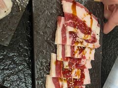 -炙忧烤肉屋(中国铁建广场店)