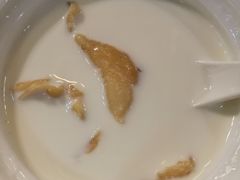 牛奶炖花胶-黄祥华养生堂·炖汤·营养蒸饭(岭南天地店)