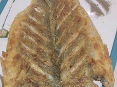 -赶海部落海鲜城(海阳路店)