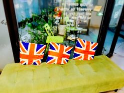 点击看大图 大厅-MAGIC米几发型设计·羊毛卷