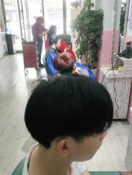 -大发师接发潮色烫染