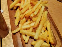 松露炸薯条-人间酒暖·Go blanc·烧鸟·深夜食堂(陆家嘴店)