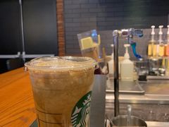 -星巴克(上海虹桥新天地二店)