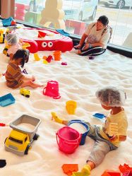 -奈尔宝·儿童乐园·亲子餐厅(鄞州万达店)