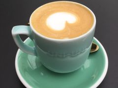 -UNI UNI(环亚凯瑟琳店)