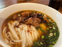 -矮子粉店1985·长沙米粉(湘春路店)