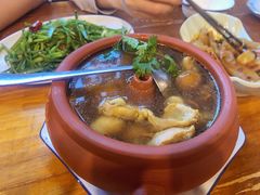 -小厨子私房菜·云南美食店
