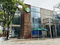 -星巴克(南宁民歌湖店)