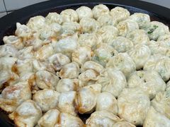 -依云煎包店