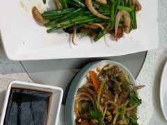 -肥仔文澳门猪骨煲(南京西路店)