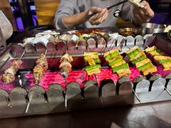 -麦凯伦烧烤·精酿超级工厂店(金桥总店)