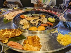 -哈哈碳都·牛肋条无限自助烤肉(台江万达店)