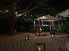 -三亚艾迪逊酒店·海滩烧烤 BARBACOA·现场乐队·浪漫晚餐·烧烤海鲜
