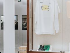 -iis:land(万菱汇店)