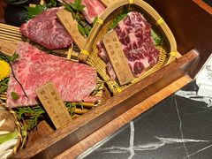 -山川小町·极番烧肉(新地假日广场店)