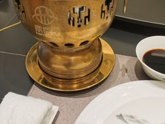 -鼎泰亨·海鲜牛肉餐厅(滨江店)
