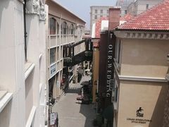 -鲁邦国际风情街(麦世达韩国精品百货店)