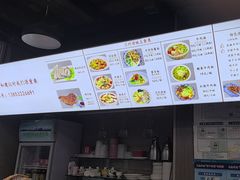 -陇上全荟兰州传统牛肉面(延吉路店)