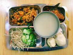 -北京鹏龙大道奔驰4S店(纪家庙店)