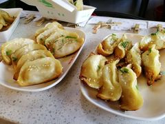 -小姜锅贴(凤凰街店)