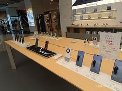 -华为授权体验店(中山公园来福士)