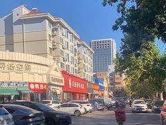 -闫家驴肉老店(华电一校店)