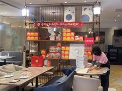 -必胜客(滨江店)