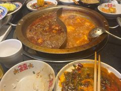 -沸炉重庆老火锅(军事博物馆店)