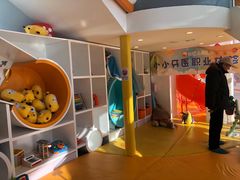 -极橙儿童齿科矫正中心(奥城店)