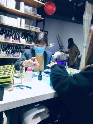 -潮店·虞妃妮轻奢美甲美睫馆