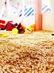 -多多淘儿童体验中心(重庆来福士店)