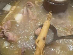 -朴小妹人参鸡汤火锅(长白山万达店)