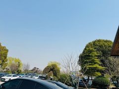 -上海四季花港-停车场