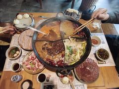 -白乐天毛肚火锅馆(南滨路店)