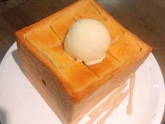 -童年小筑餐厅(申花路店)